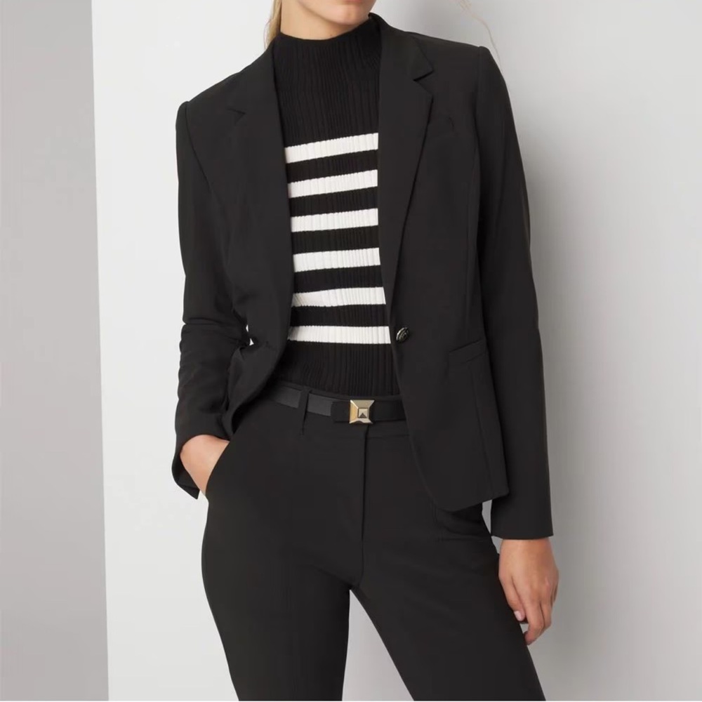 White House Black Market Black Tailored Blazer